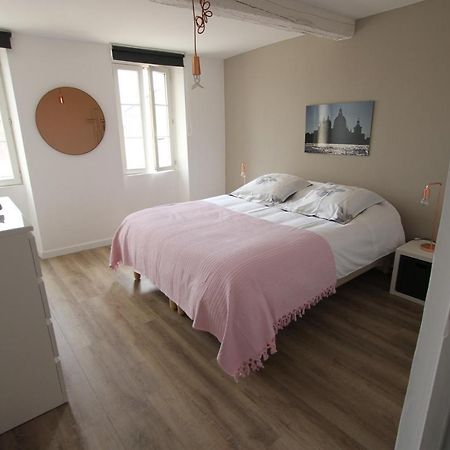 Maison avec piscine et jardin- 4 chambres 8 pers Cuers Extérieur photo